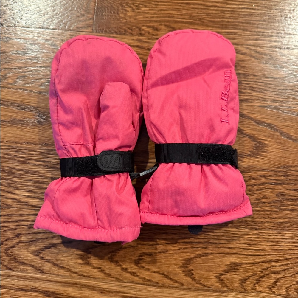 L.L. Bean Kids Bright Pink Mittens